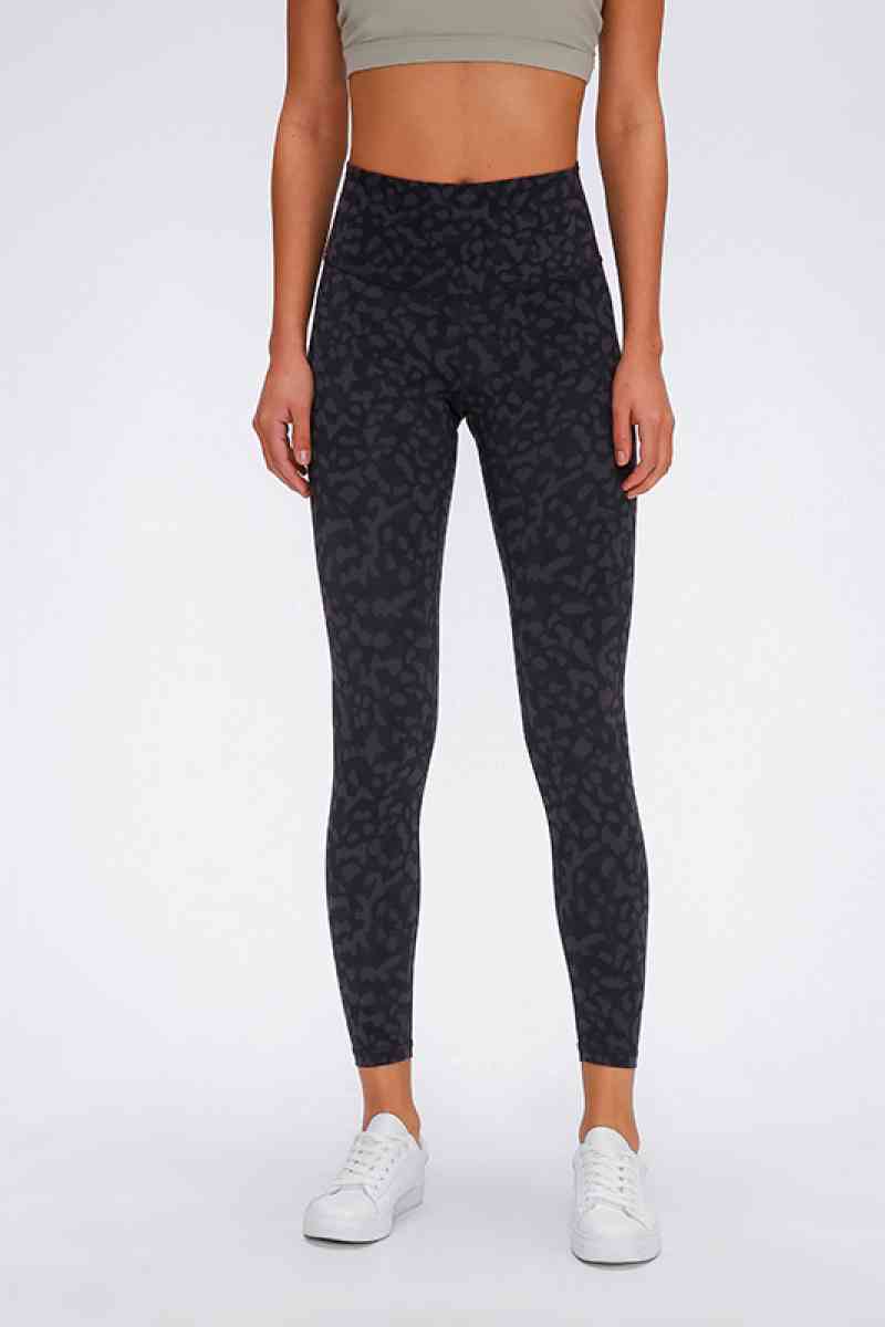 Millennia Wide Seamless Band Waist Sports Leggings - FitFemme.Shop