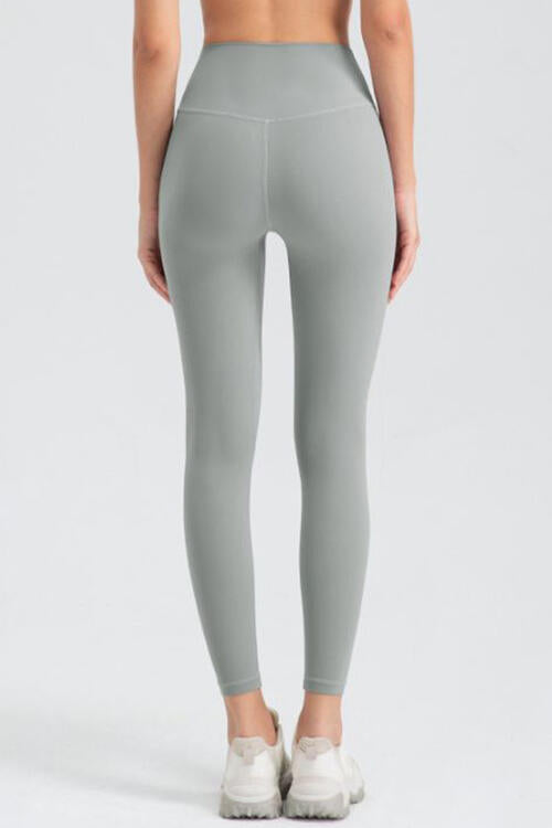 Wide Waistband Slim Fit Active Leggings - FitFemme.Shop