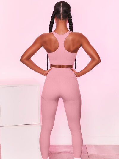 Scoop Neck Wide Strap Active Bra - FitFemme.Shop