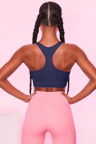 Scoop Neck Wide Strap Active Bra - FitFemme.Shop