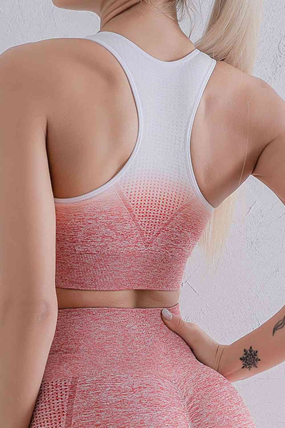 Gradient Sports Bra and Leggings Set - FitFemme.Shop