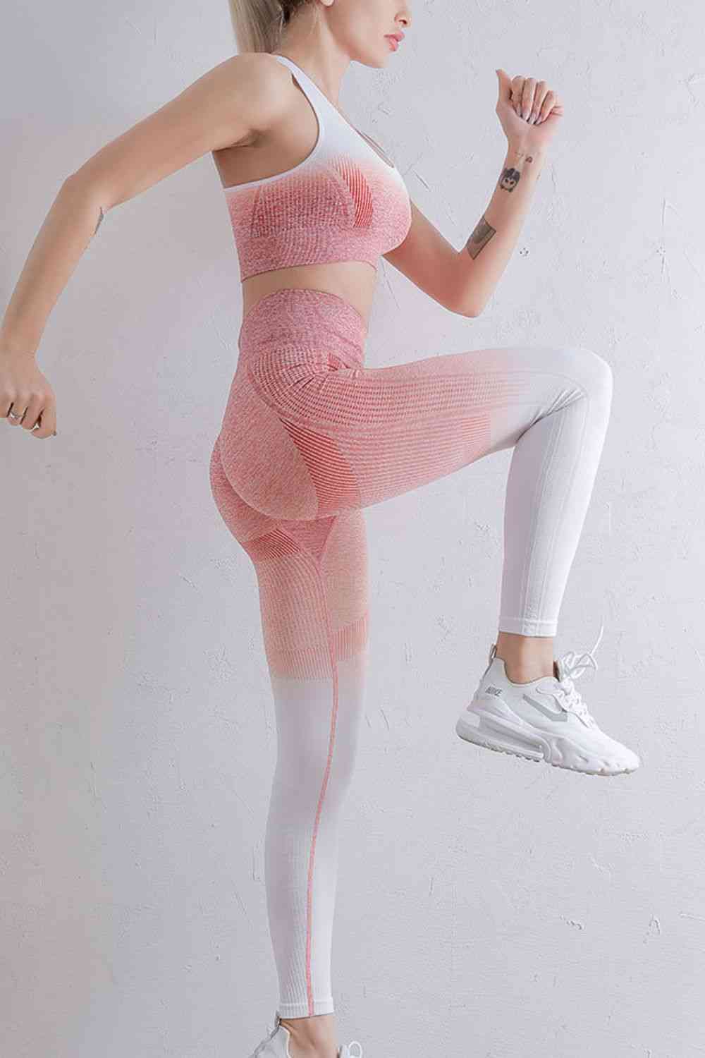 Gradient Sports Bra and Leggings Set - FitFemme.Shop