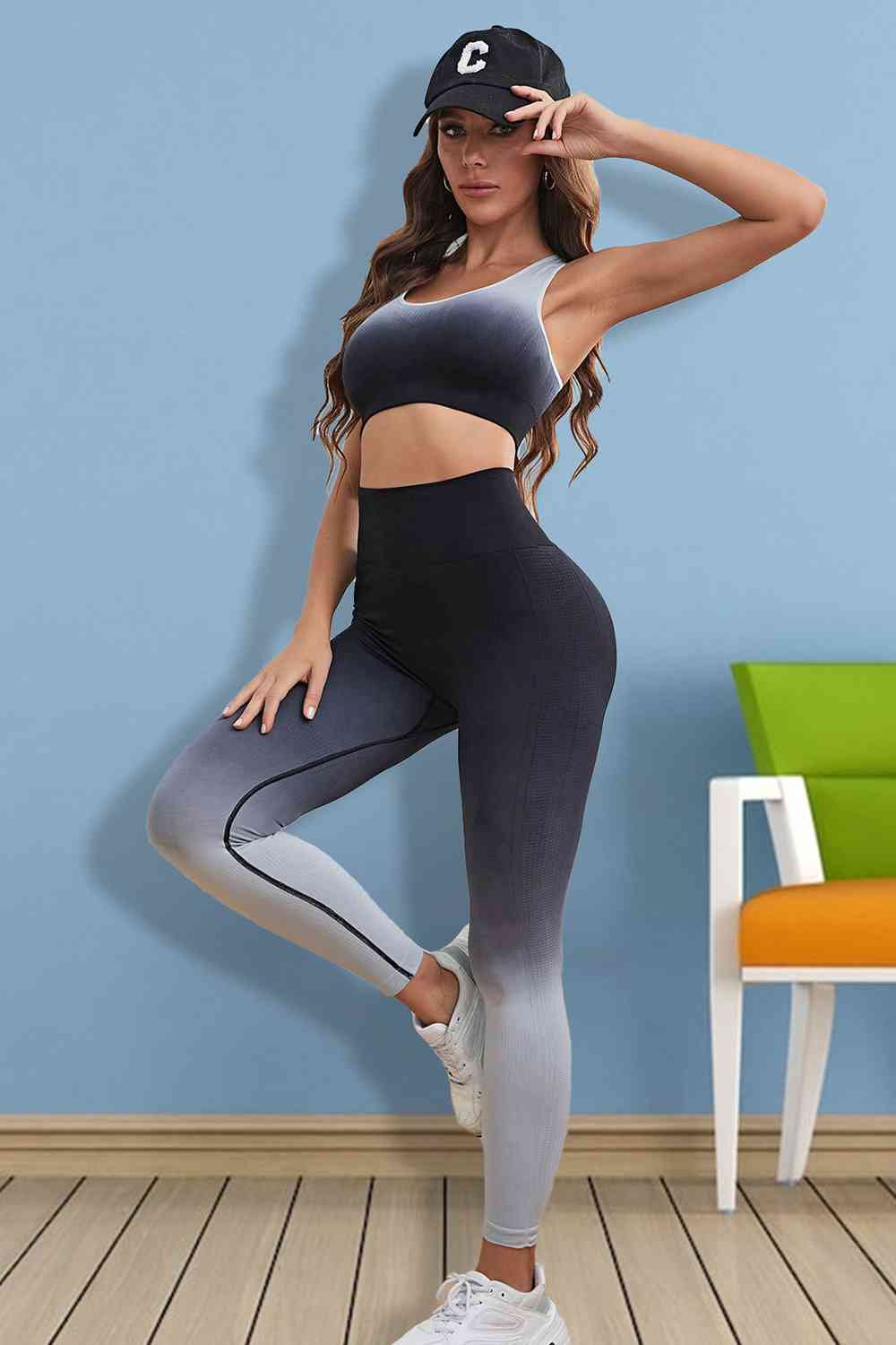 Gradient Sports Tank and Leggings Set - FitFemme.Shop