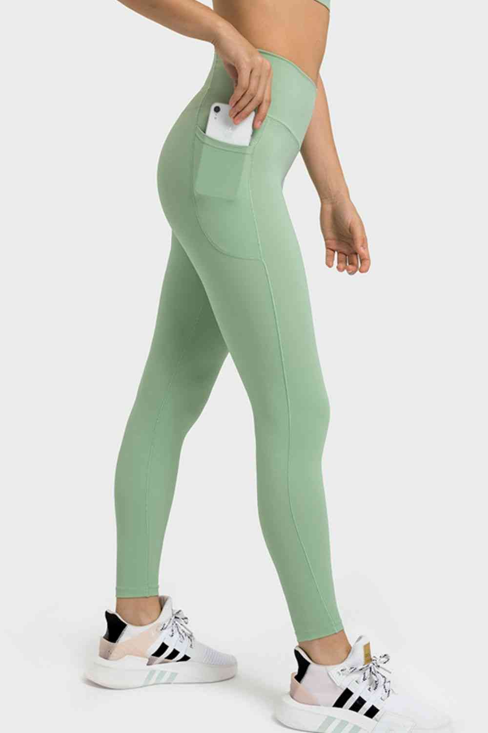 Millennia V-Waist Yoga Leggings with Pockets - FitFemme.Shop