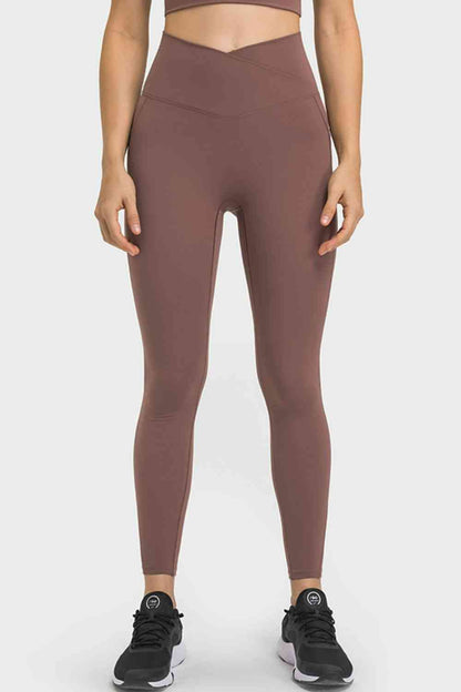 Millennia V-Waist Yoga Leggings with Pockets - FitFemme.Shop