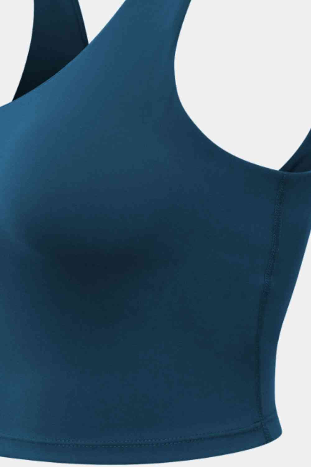 Cropped Scoop Neck Active Tank Top - FitFemme.Shop