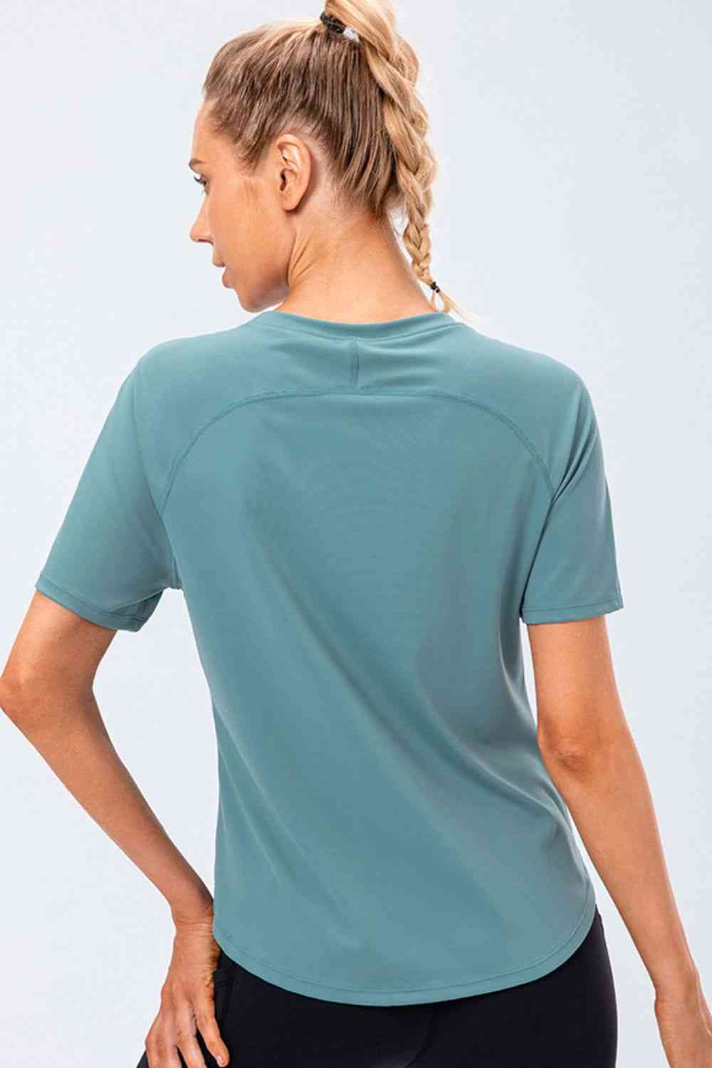Round Neck Raglan Sleeve Active Tee - FitFemme.Shop